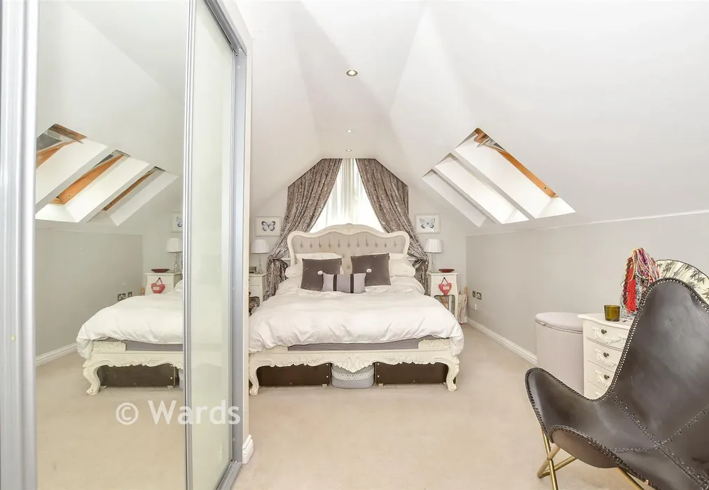 Bedroom 1 - Hawley Drive, Leybourne, West Malling, Kent - Wards of Kent