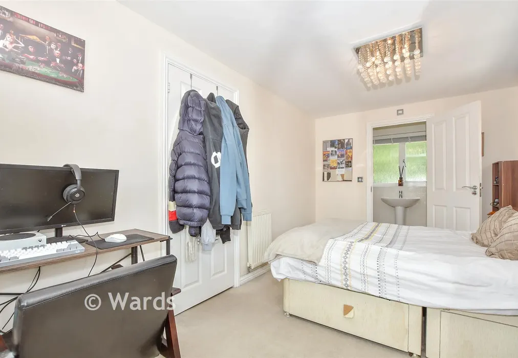 Bedroom 2 - Hawley Drive, Leybourne, West Malling, Kent - Wards of Kent