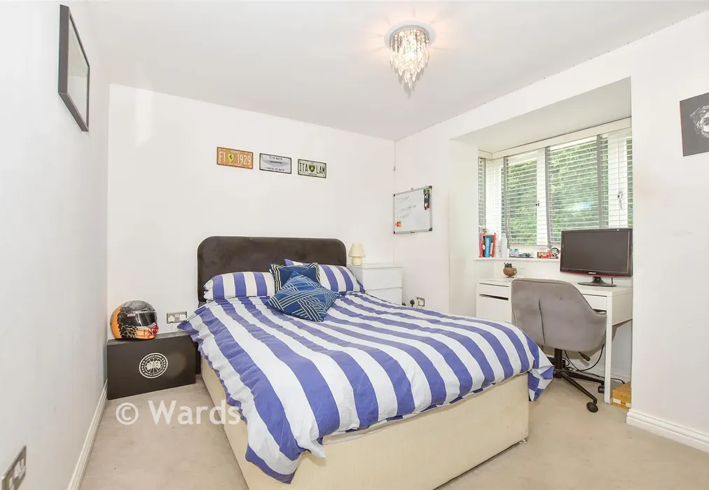 Bedroom 3 - Hawley Drive, Leybourne, West Malling, Kent - Wards of Kent