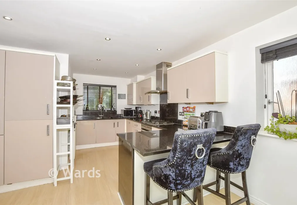 Kitchen/Diner - Hawley Drive, Leybourne, West Malling, Kent - Wards of Kent