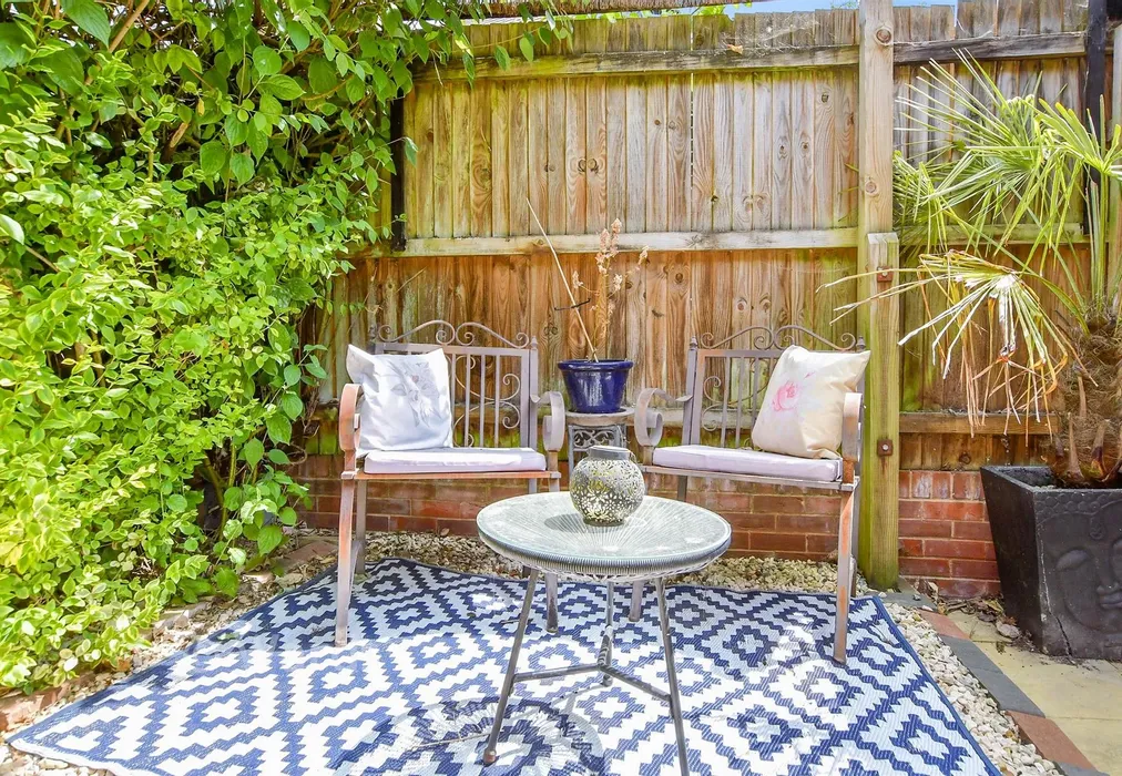 Rear Garden - Hawley Drive, Leybourne, West Malling, Kent - Wards of Kent