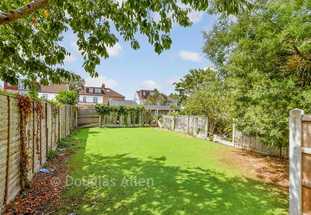 Rear Garden - Upper Rainham Road, Hornchurch, Essex - Wards of Kent