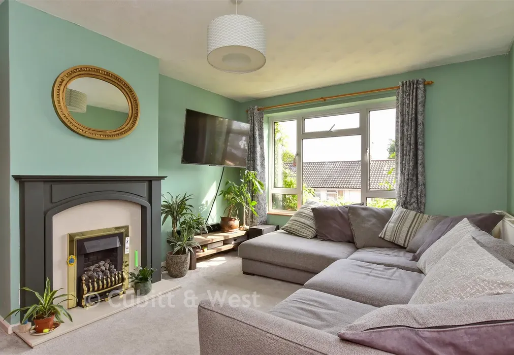 Lounge - Blois Road, Lewes, East Sussex - Wards of Kent