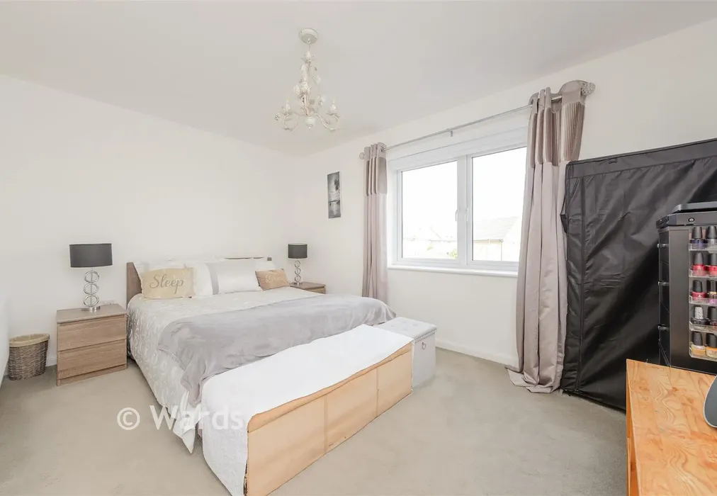 Bedroom 1 - Allium Rise, Dartford, Kent - Wards of Kent