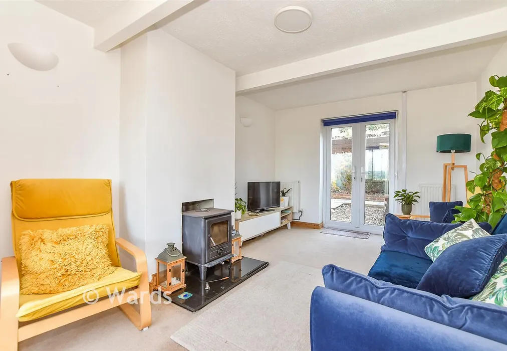 Lounge - Bankfield Way, Goudhurst, Tonbridge, Kent - Wards of Kent