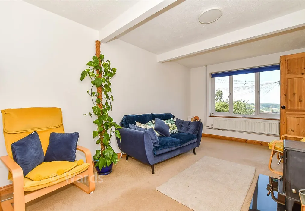 Lounge - Bankfield Way, Goudhurst, Tonbridge, Kent - Wards of Kent