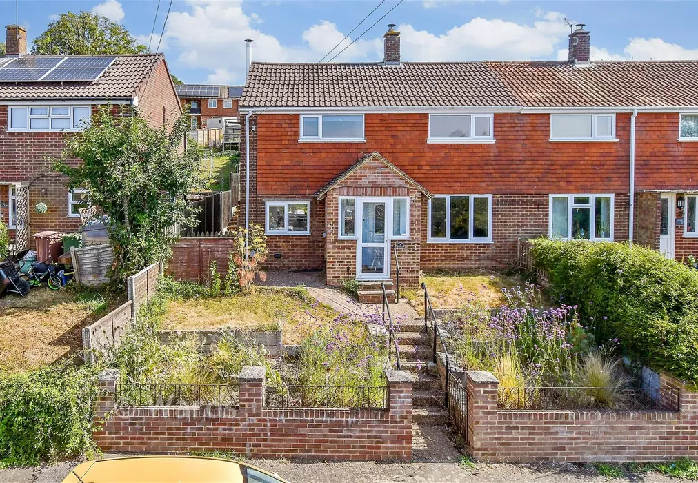 External (Brochure) - Bankfield Way, Goudhurst, Tonbridge, Kent - Wards of Kent
