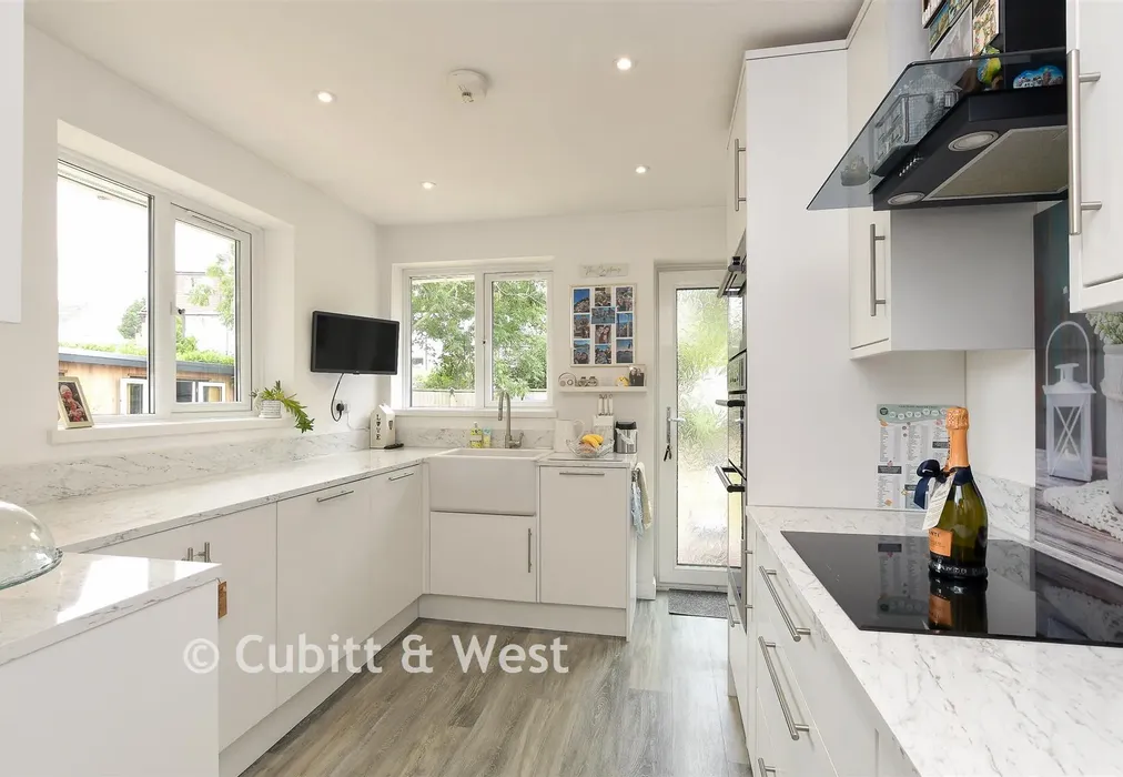 Kitchen - Maurice Avenue, Caterham, Surrey - Wards of Kent
