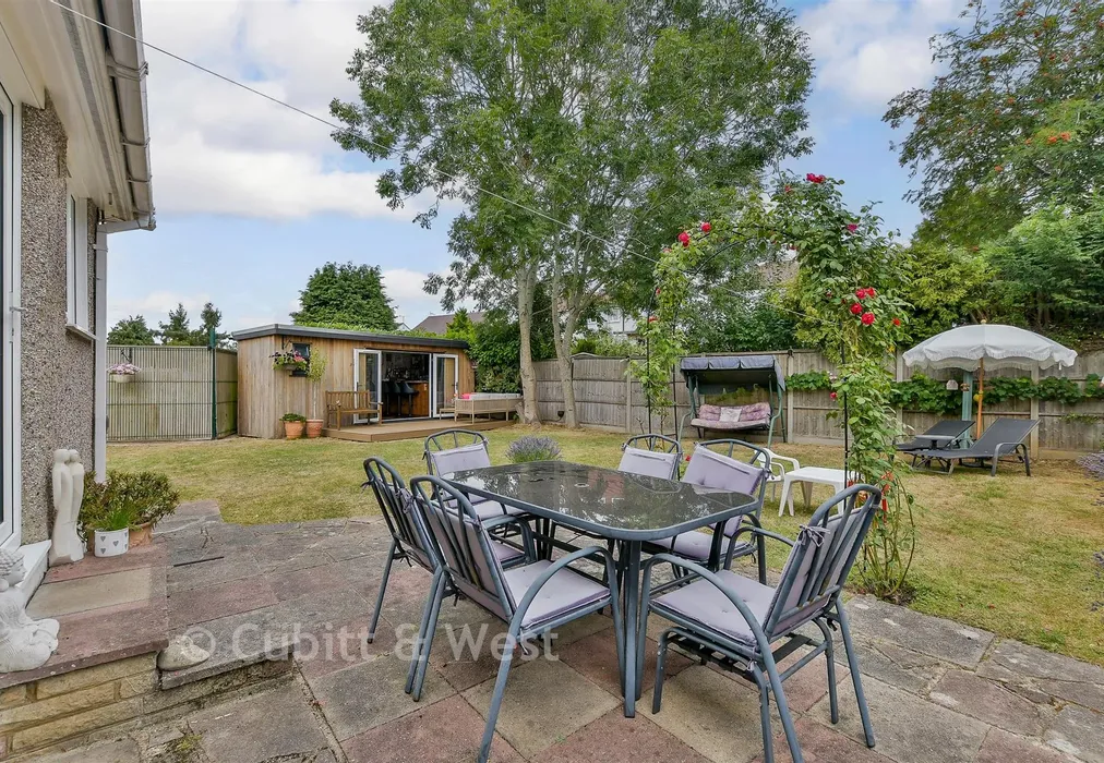 Rear Garden - Maurice Avenue, Caterham, Surrey - Wards of Kent