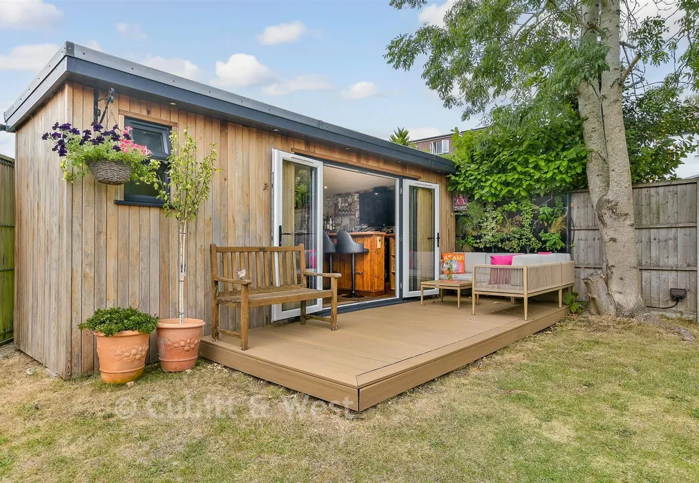 Rear Garden - Maurice Avenue, Caterham, Surrey - Wards of Kent