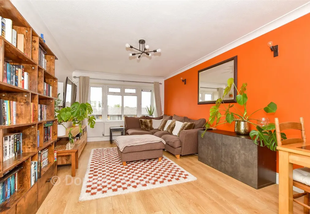 Lounge/Diner - Alderney Gardens, Wickford, Essex - Wards of Kent