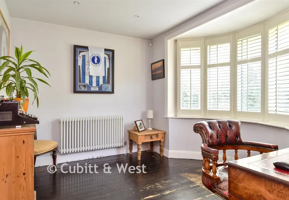 Bedroom 3 - Avis Road, Newhaven, East Sussex - Wards of Kent