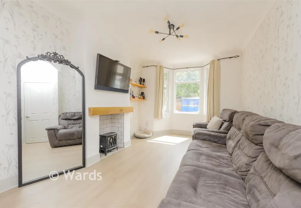 Lounge/Diner - Cuxton Road, Strood, Rochester, Kent - Wards of Kent