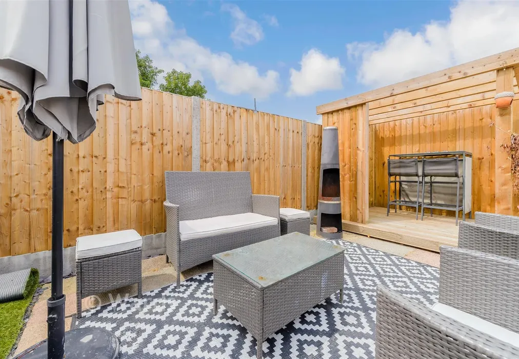 Rear Garden - Cuxton Road, Strood, Rochester, Kent - Wards of Kent