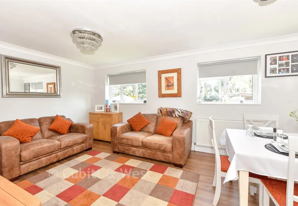 Family/Dining Room - Frances Road, Purbrook, Hampshire - Wards of Kent