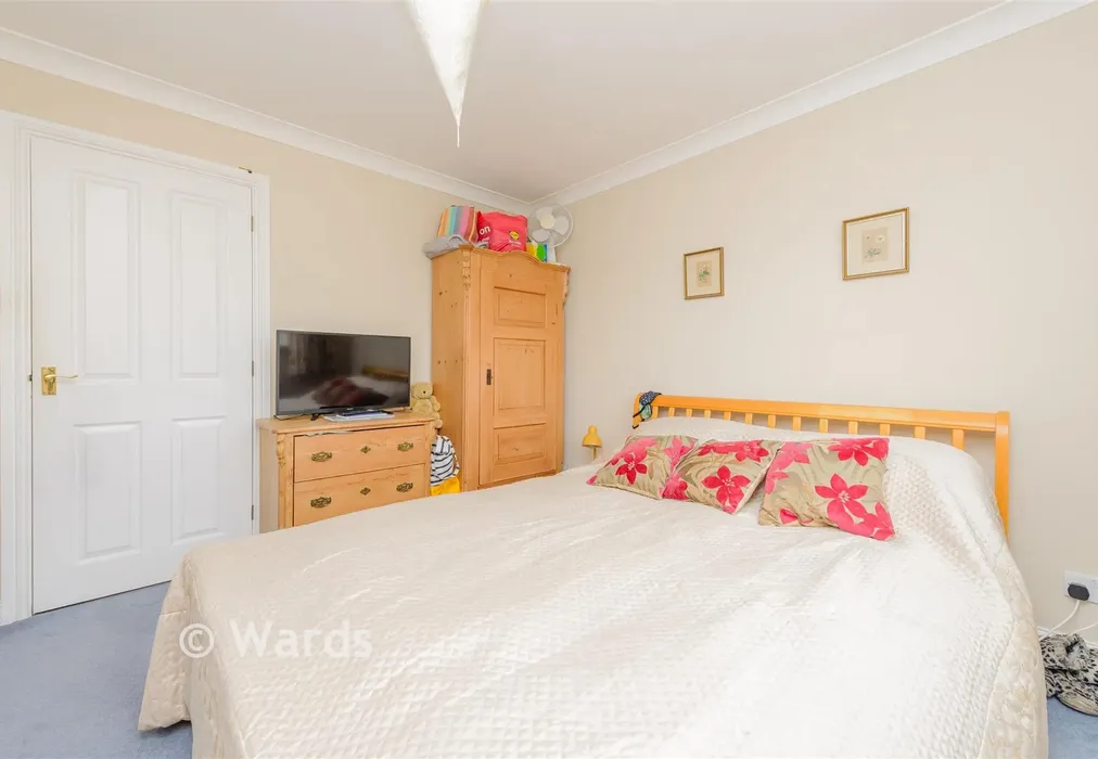 Bedroom 1 - High Street, Borough Green, Kent - Wards of Kent
