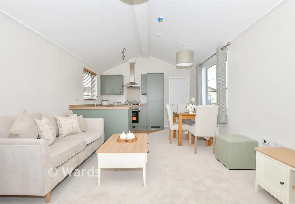 Lounge/Diner - Forstal Lane, Harrietsham, Kent - Wards of Kent