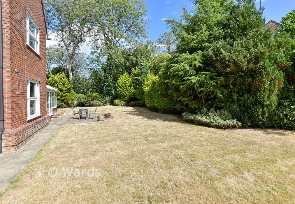 Rear Garden - Canterbury Road, Etchinghill, Kent - Wards of Kent