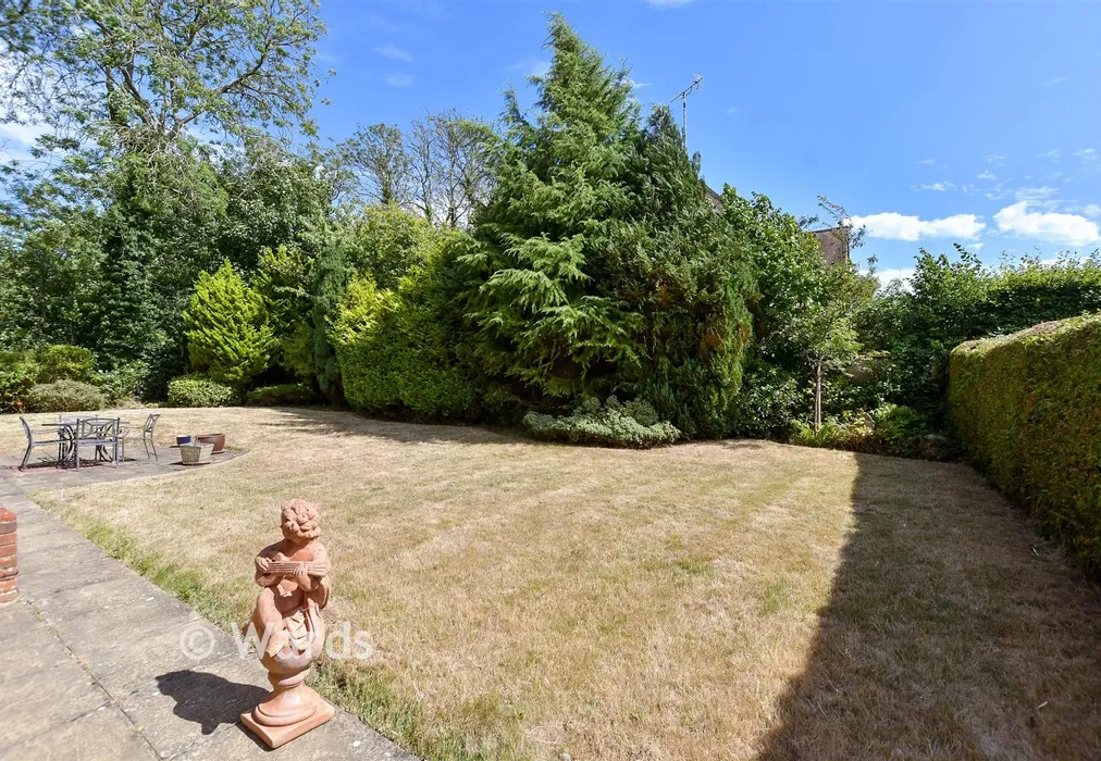 Rear Garden - Canterbury Road, Etchinghill, Kent - Wards of Kent