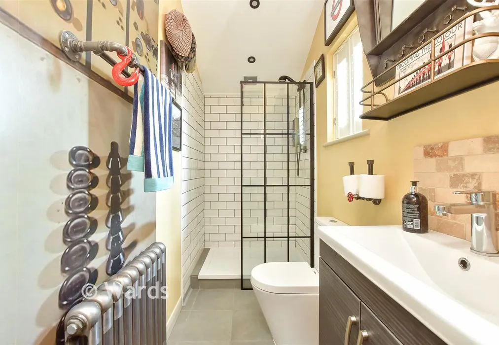 Shower Room - Parish Road, Minster-On-Sea, Kent - Wards of Kent