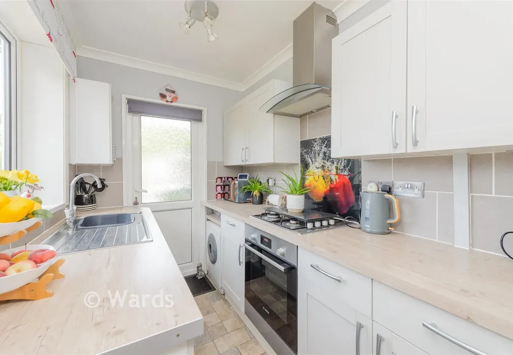 Kitchen - Exmouth Road, Welling, Kent - Wards of Kent