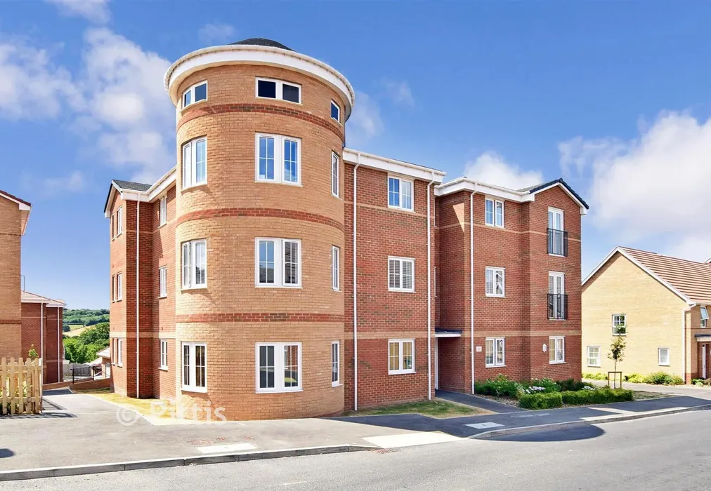Front Elevation - Beauchamp Drive, Newport, Isle of Wight - Wards of Kent