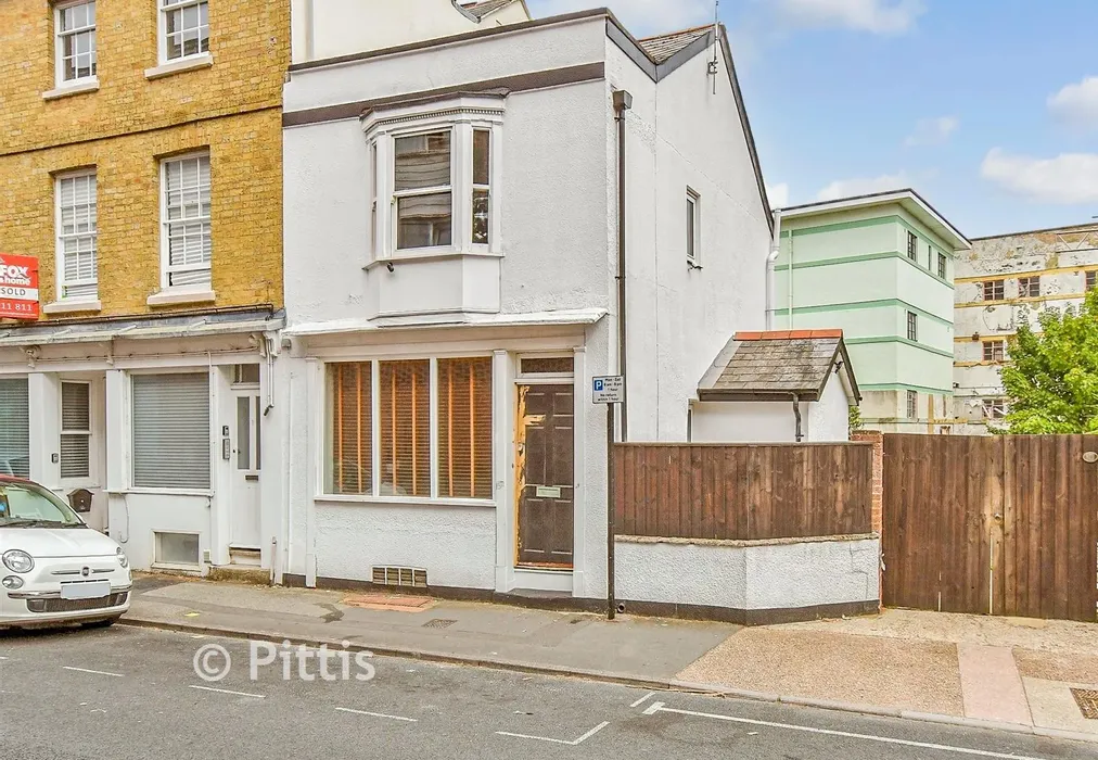 External (Web)* - Melville Street, Ryde, Isle of Wight - Wards of Kent