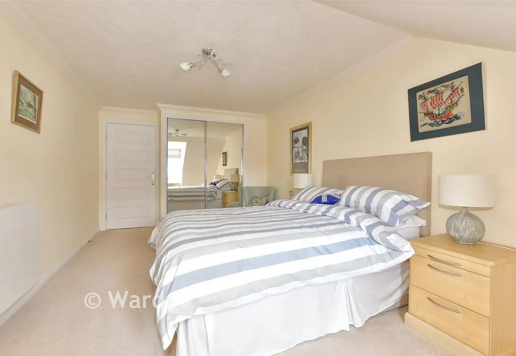 Bedroom 1 - Roper Road, Canterbury, Kent - Wards of Kent