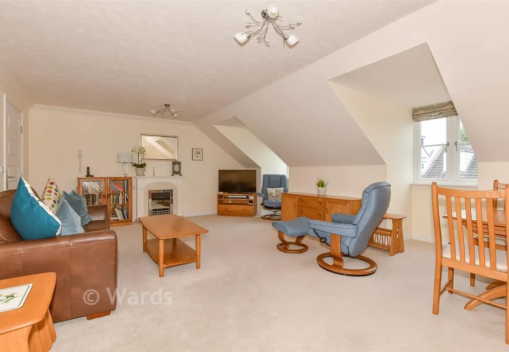 Lounge/Diner - Roper Road, Canterbury, Kent - Wards of Kent
