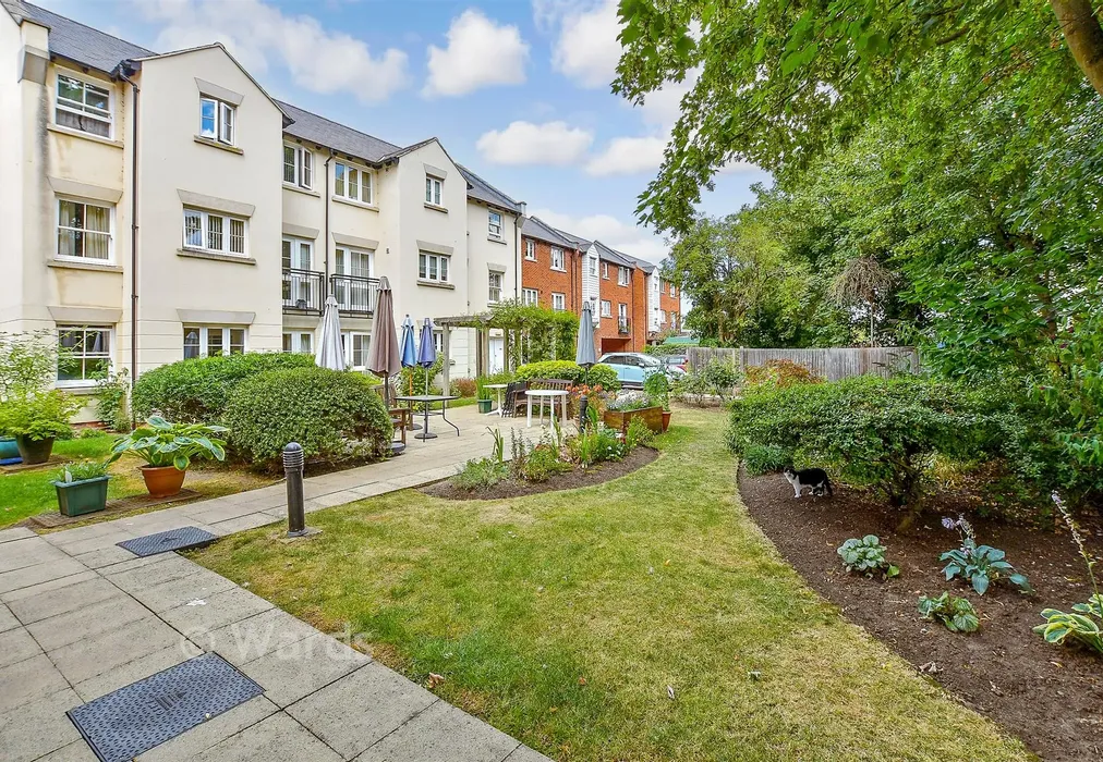 Communal Gardens - Roper Road, Canterbury, Kent - Wards of Kent