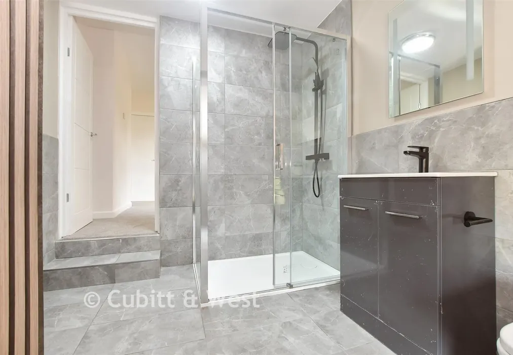 En-Suite Shower Room - London Road, Forest Row, East Sussex - Wards of Kent