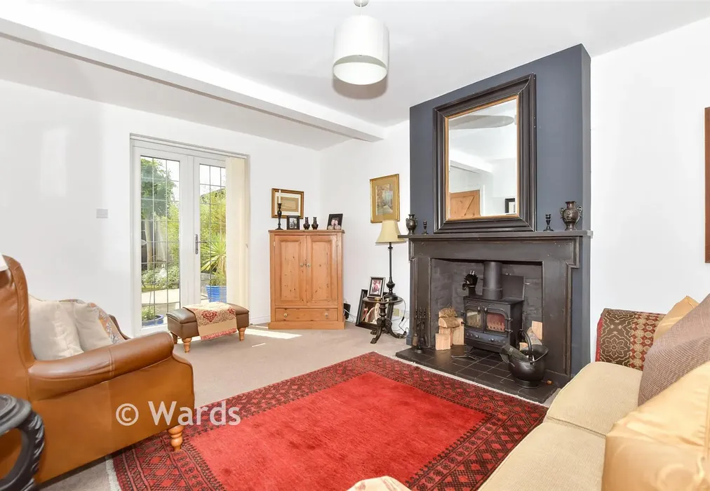 Lounge - The Green, Eythorne, Dover, Kent - Wards of Kent