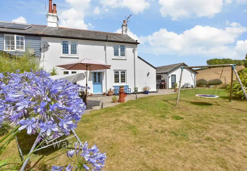 External Lifestyle Photograph - The Green, Eythorne, Dover, Kent - Wards of Kent