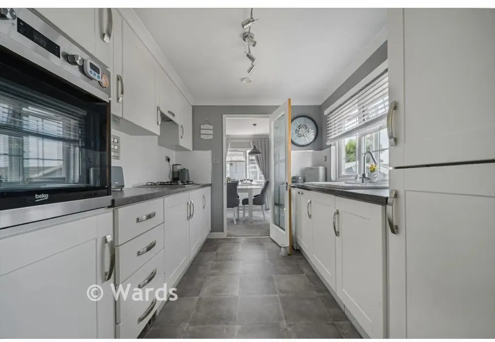 Kitchen - Labour In Vain Road, Wrotham, Sevenoaks, Kent - Wards of Kent