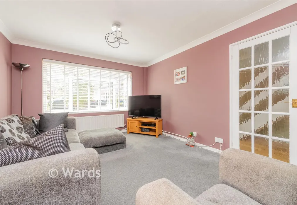 Lounge - Milton Avenue, Cliffe Woods, Rochester, Kent - Wards of Kent