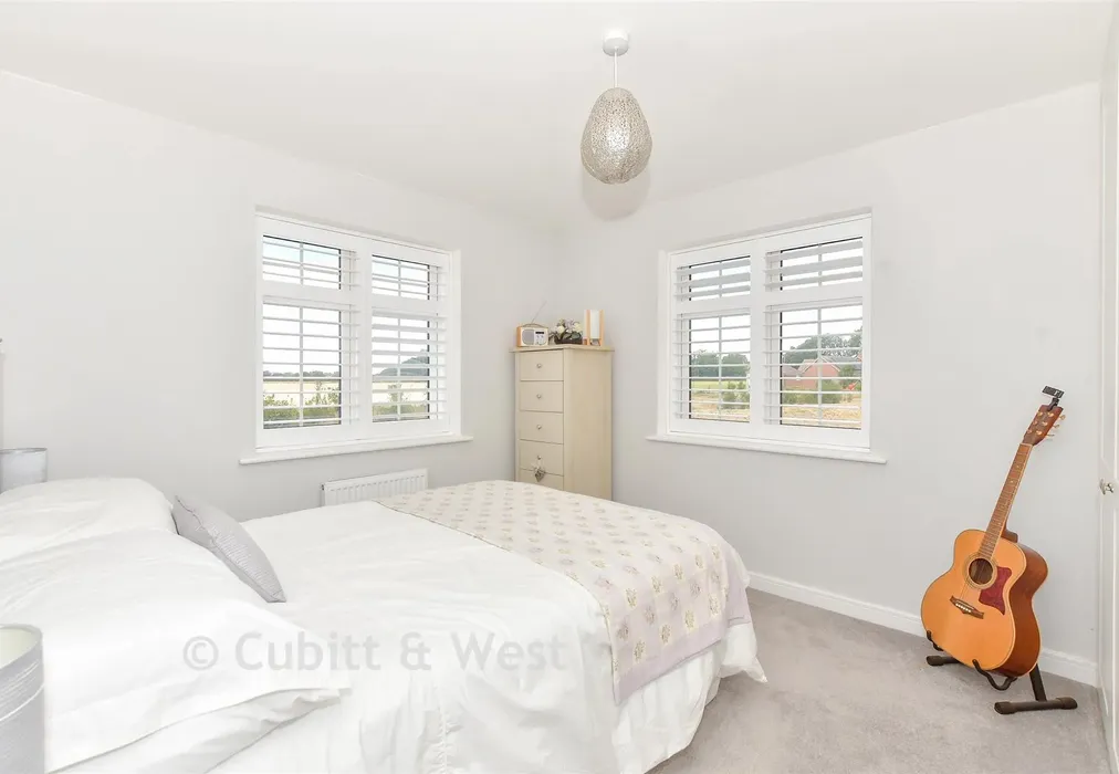 Bedroom 2 - West Brook View, Emsworth, Hampshire - Wards of Kent
