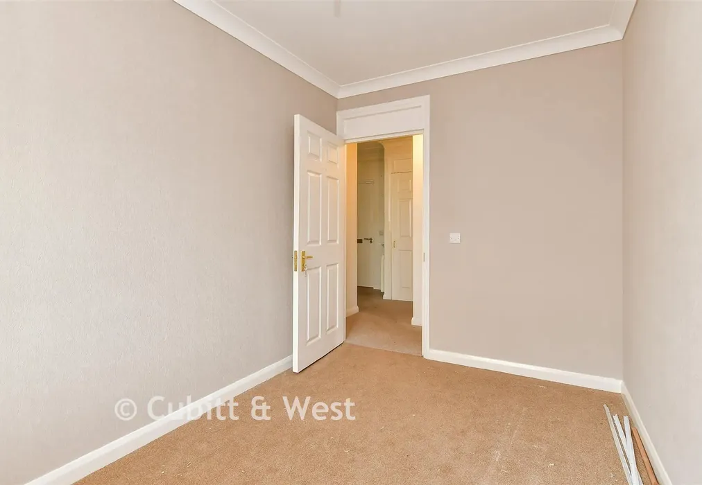 Bedroom 2 - Park Road, Worthing, West Sussex - Wards of Kent