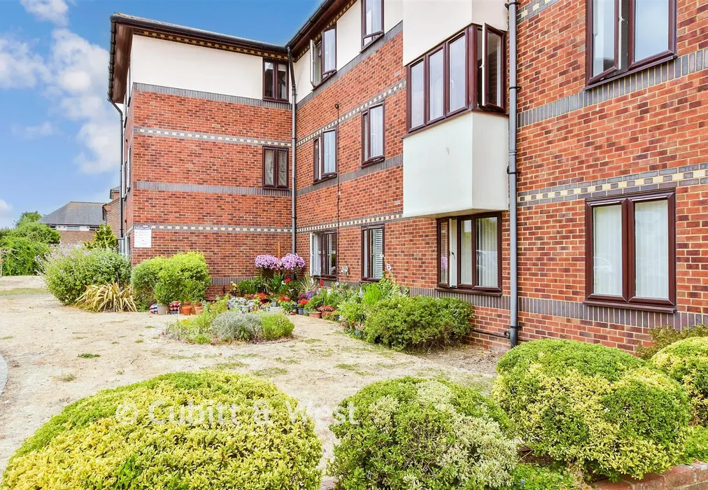 Communal Gardens - Park Road, Worthing, West Sussex - Wards of Kent