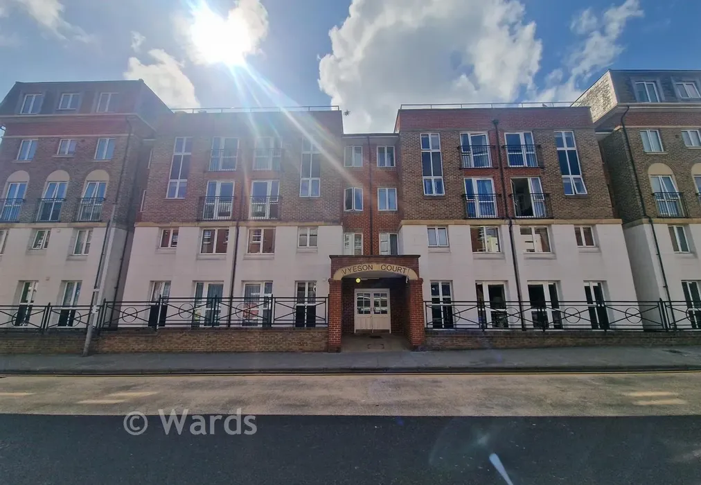 Front - Queen Street, Ramsgate, Kent - Wards of Kent