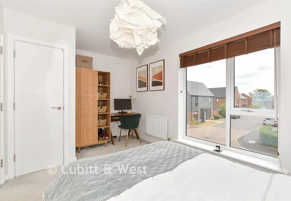 Bedroom 2 - William Belt Road, Crawley, Pease Pottage, West Sussex - Wards of Kent