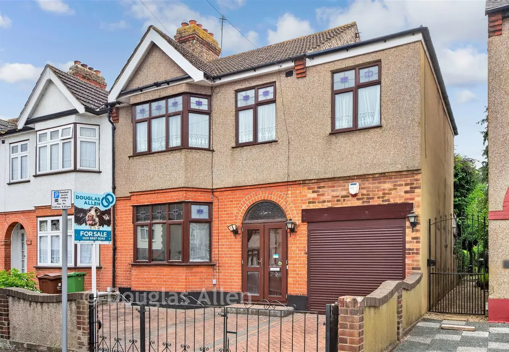 External (Web) - Kings Avenue, Romford, Essex - Wards of Kent