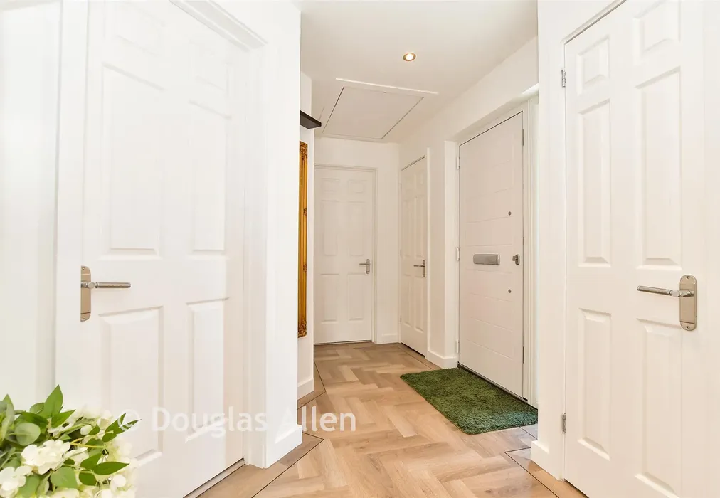 Hallway - Osterley Drive, Langdon Hills, Essex - Wards of Kent