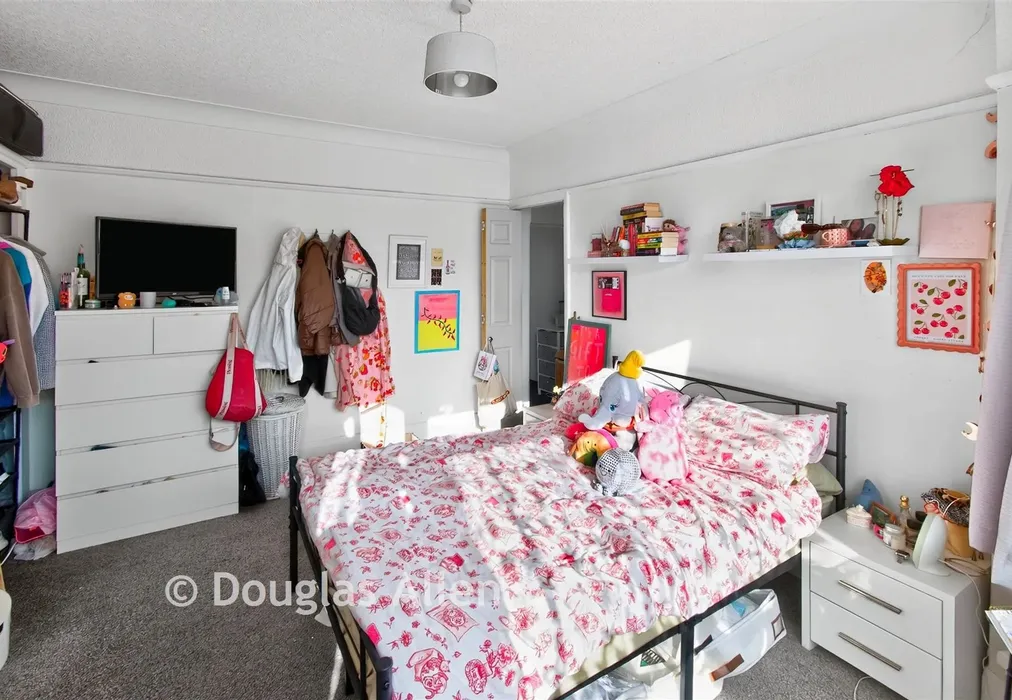 Bedroom 1 - High Street South, East Ham - Wards of Kent
