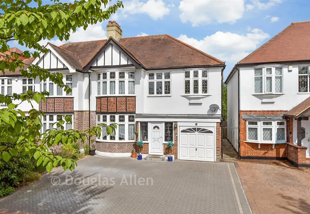 External (Web) * - Main Road, Gidea Park, Essex - Wards of Kent