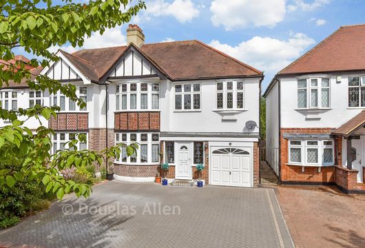 Main Road, Gidea Park, Essex - Wards of Kent