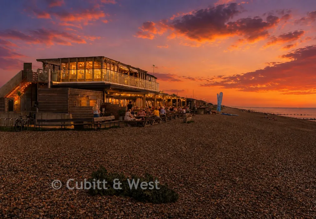 Rustington Beach - Ocean Villas, Sea Road, Rustington, West Sussex - Wards of Kent