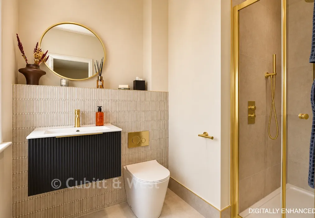 En Suite - Ocean Villas, Sea Road, Rustington, West Sussex - Wards of Kent
