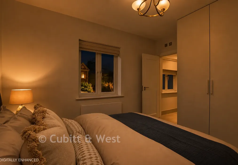 Bedroom 1 - Ocean Villas, Sea Road, Rustington, West Sussex - Wards of Kent