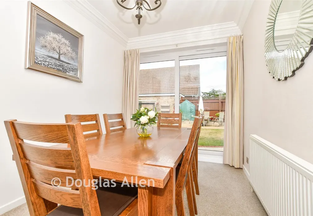 Dining Area - Oakhurst Drive, Wickford, Essex - Wards of Kent