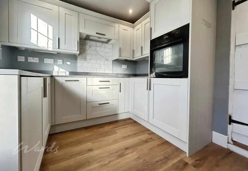 kitchen - Priory Street, Tonbridge, Kent - Wards of Kent
